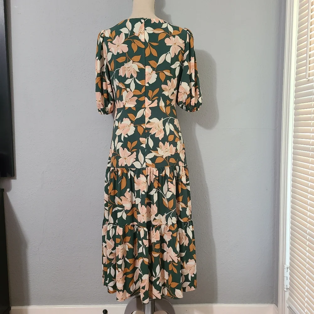 Gal Meets Glam Tegan Floral Tiered‎ Midi Dress Size 4